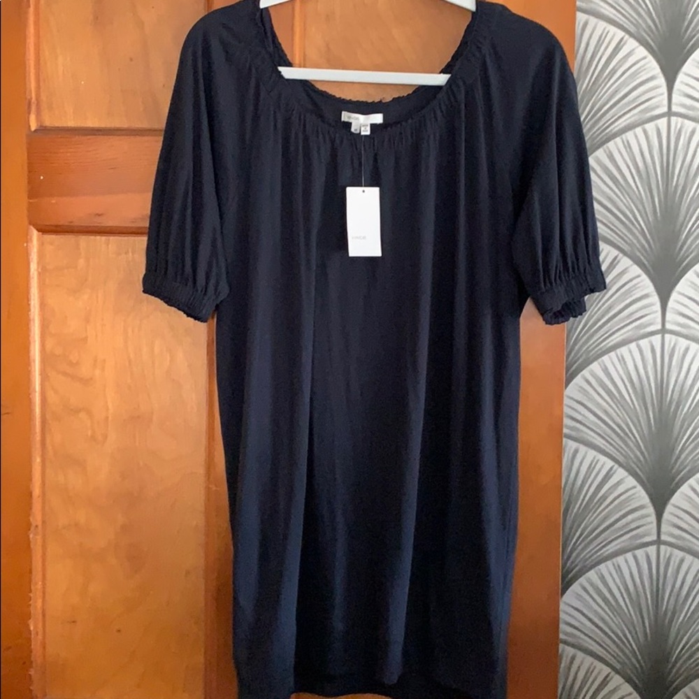NWT Vince Top~ Size Medium